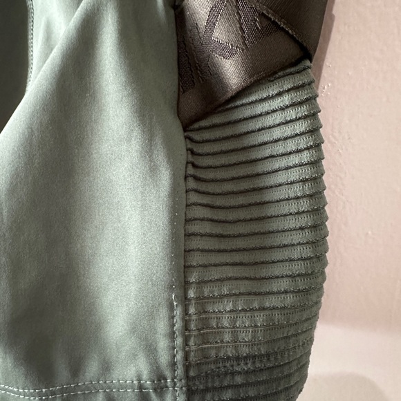 Nike Pro Aeroadapt Training Shorts - Picture 4 of 4